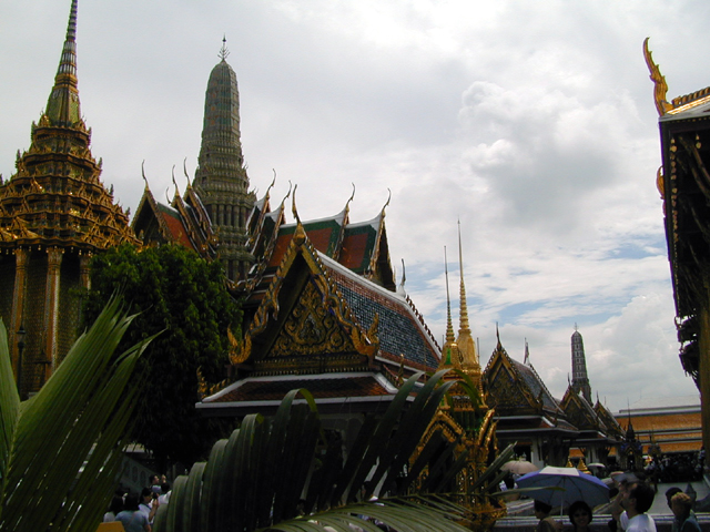 Wat Phra Kaeo (Temple of the Emerald Buddha) 9