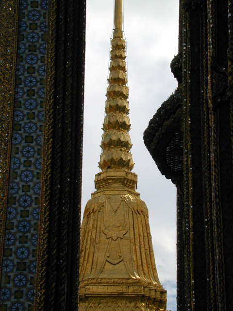 Wat Phra Kaeo (Temple of the Emerald Buddha) 15